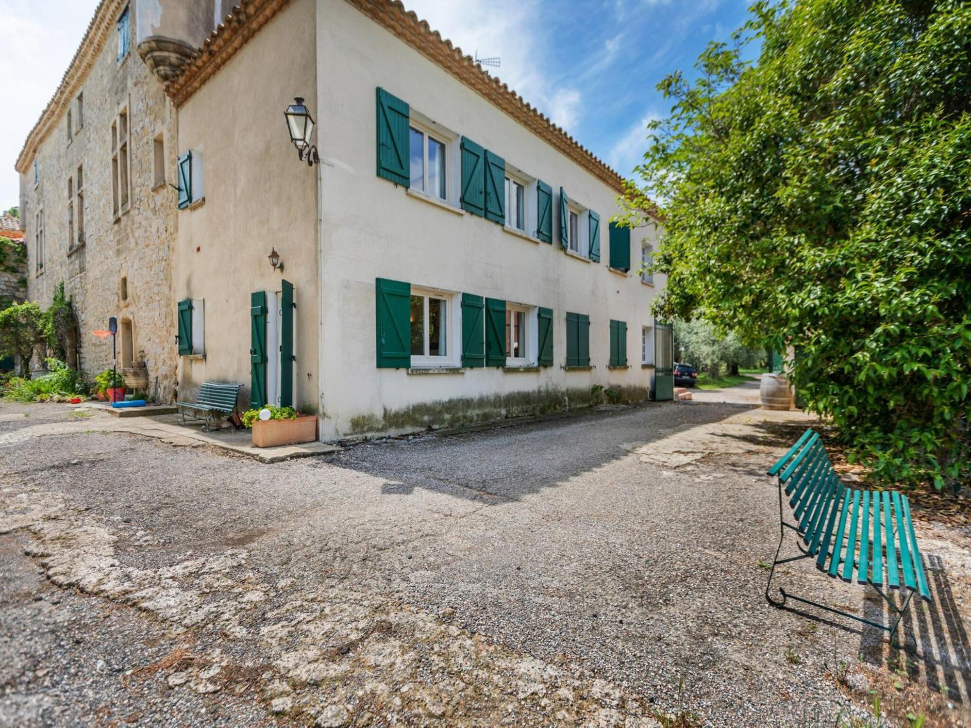 Apartment With Pool Amid Vineyards And Near The Beach Meze Bagian luar foto