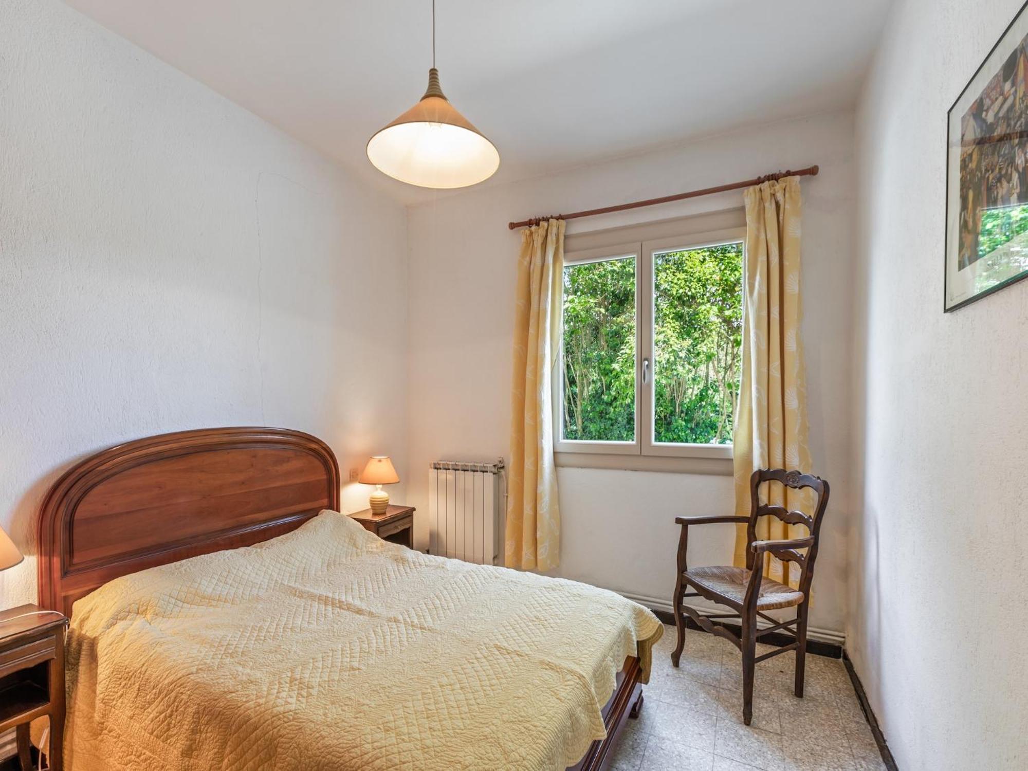 Apartment With Pool Amid Vineyards And Near The Beach Meze Bagian luar foto